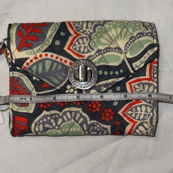 Vera Bradley Nomadic Floral Wristlet - Picture 2 of 8